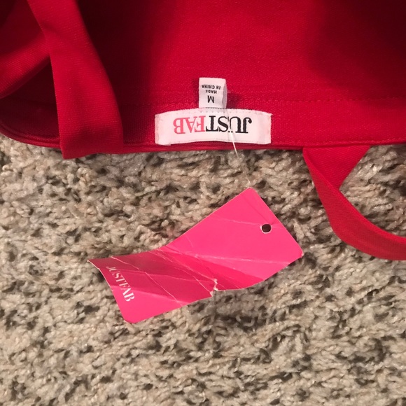 Red Dress - Picture 3 of 3